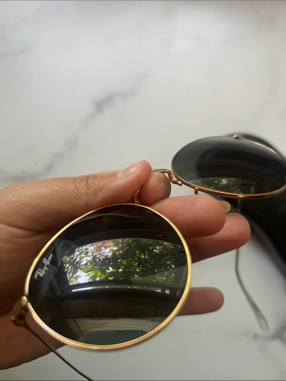 Ray-Ban Gold Frame Sunglasses with Dark Green Lenses